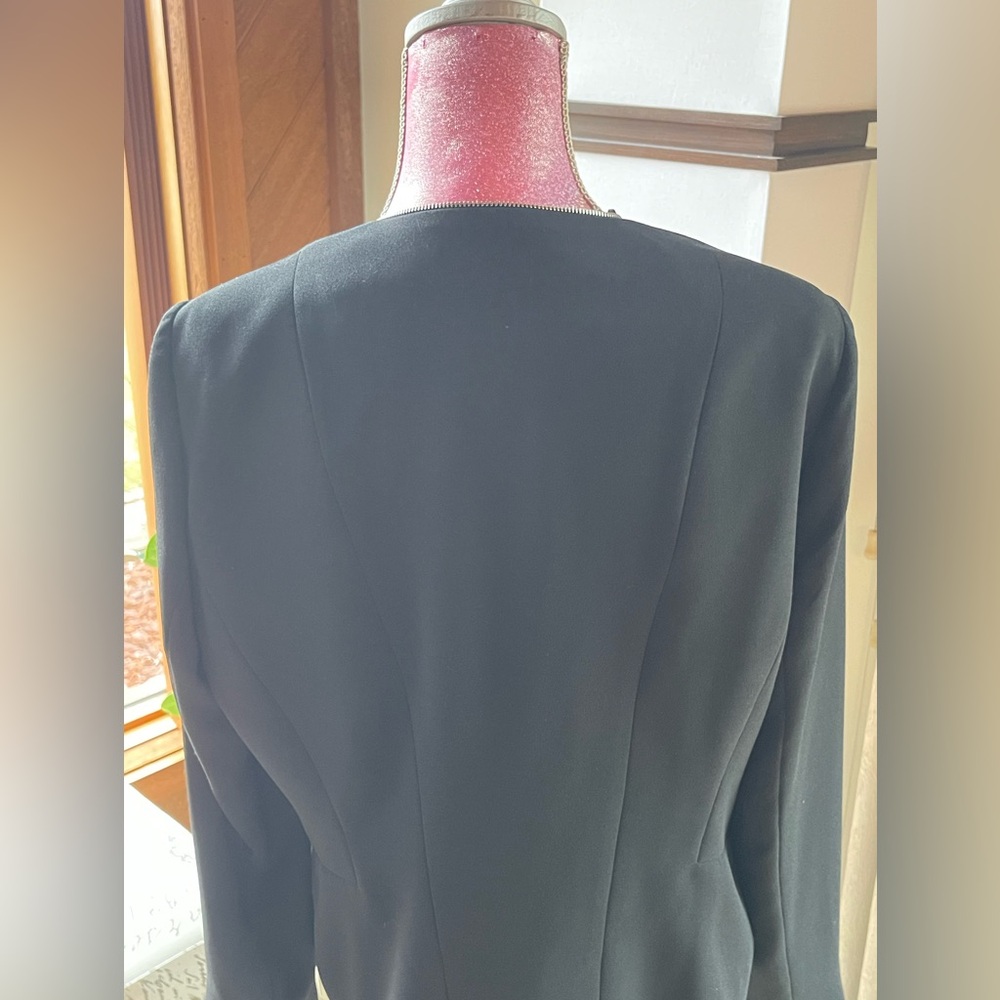 Versatile Blazer - image 6